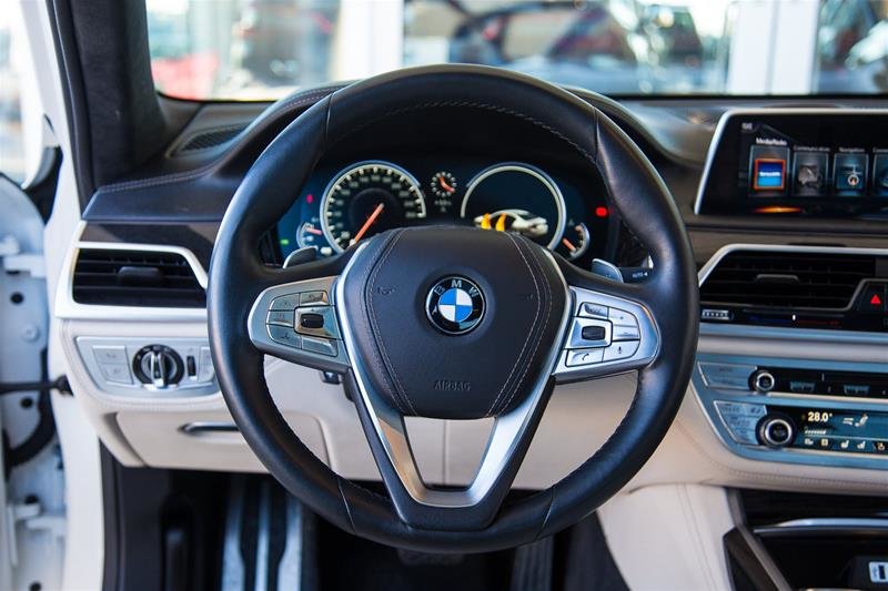 Bmw Gallery 2016 Bmw 7 Series 750i Xdrive G18706a