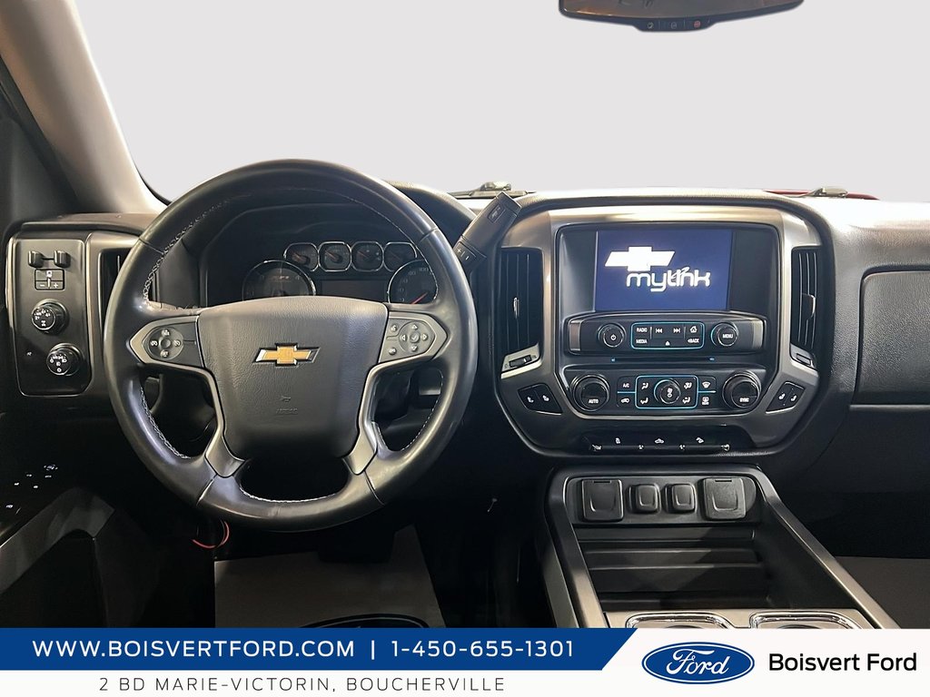 2016 Chevrolet Silverado 1500 LT in Boucherville, Quebec - 9 - w1024h768px