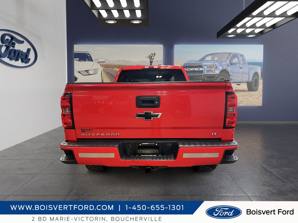 2016 Chevrolet Silverado 1500 LT in Boucherville, Quebec - 3 - w1024h768px