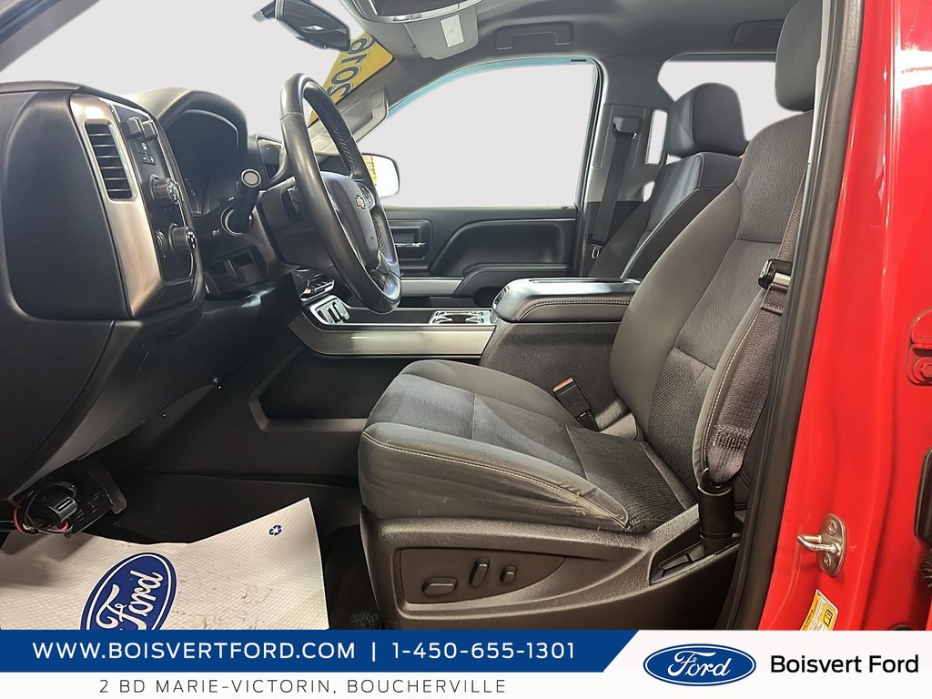 2016 Chevrolet Silverado 1500 LT in Boucherville, Quebec - 8 - w1024h768px