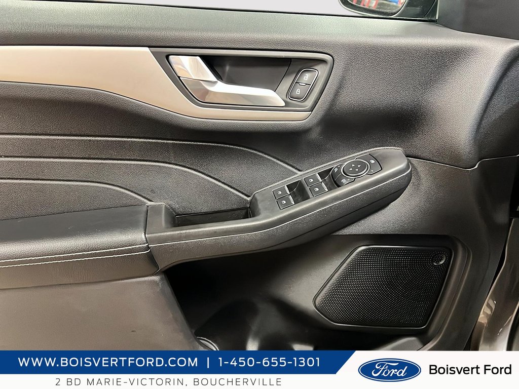 Ford Escape SE Plug-In Hybrid 2021 à Boucherville, Québec - 10 - w1024h768px