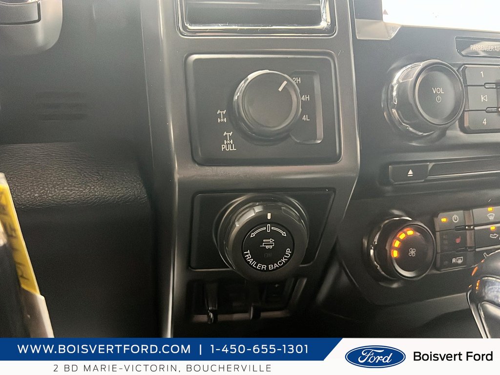 2016 Ford F-150 Sport 5,0L in Boucherville, Quebec - 15 - w1024h768px