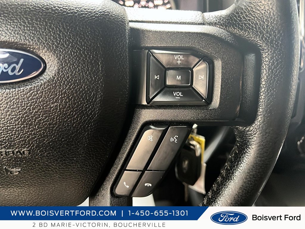 2016 Ford F-150 Sport 5,0L in Boucherville, Quebec - 19 - w1024h768px