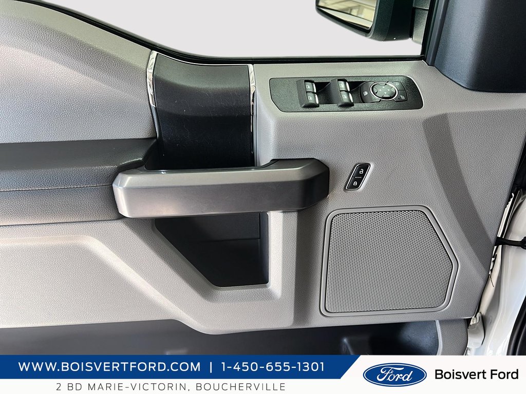 2020 Ford F-150 Xlt 4x4 in Boucherville, Quebec - 10 - w1024h768px