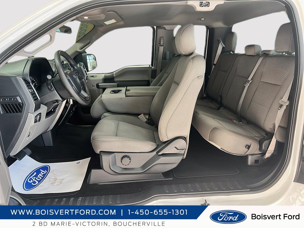 2020 Ford F-150 Xlt 4x4 in Boucherville, Quebec - 8 - w1024h768px