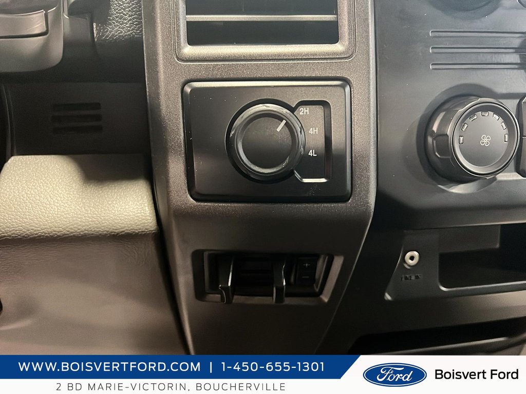 2019 Ford F-350 XL cabine simple 4RM caisse de 8 pi in Boucherville, Quebec - 16 - w1024h768px