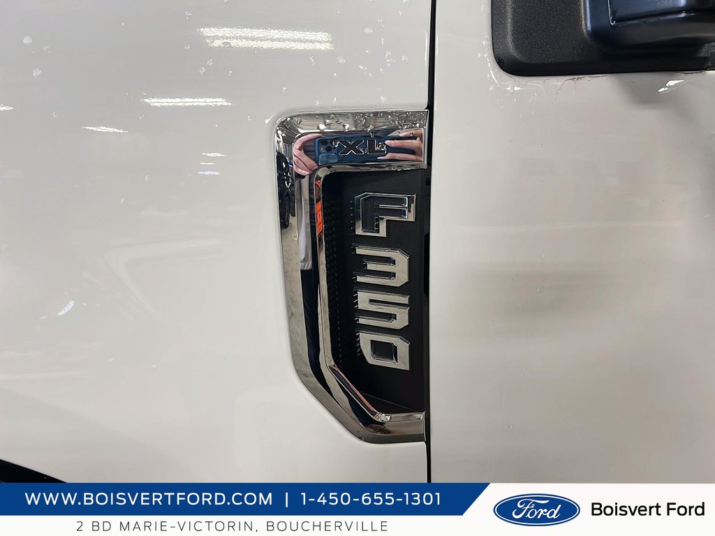 2021 Ford F-350 XL cabine double 2RM 168 po DCE de 60 po in Boucherville, Quebec - 6 - w1024h768px
