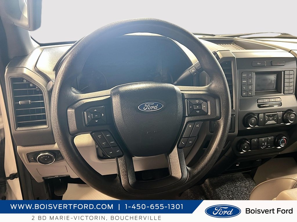 2021 Ford F-350 XL cabine double 2RM 168 po DCE de 60 po in Boucherville, Quebec - 11 - w1024h768px