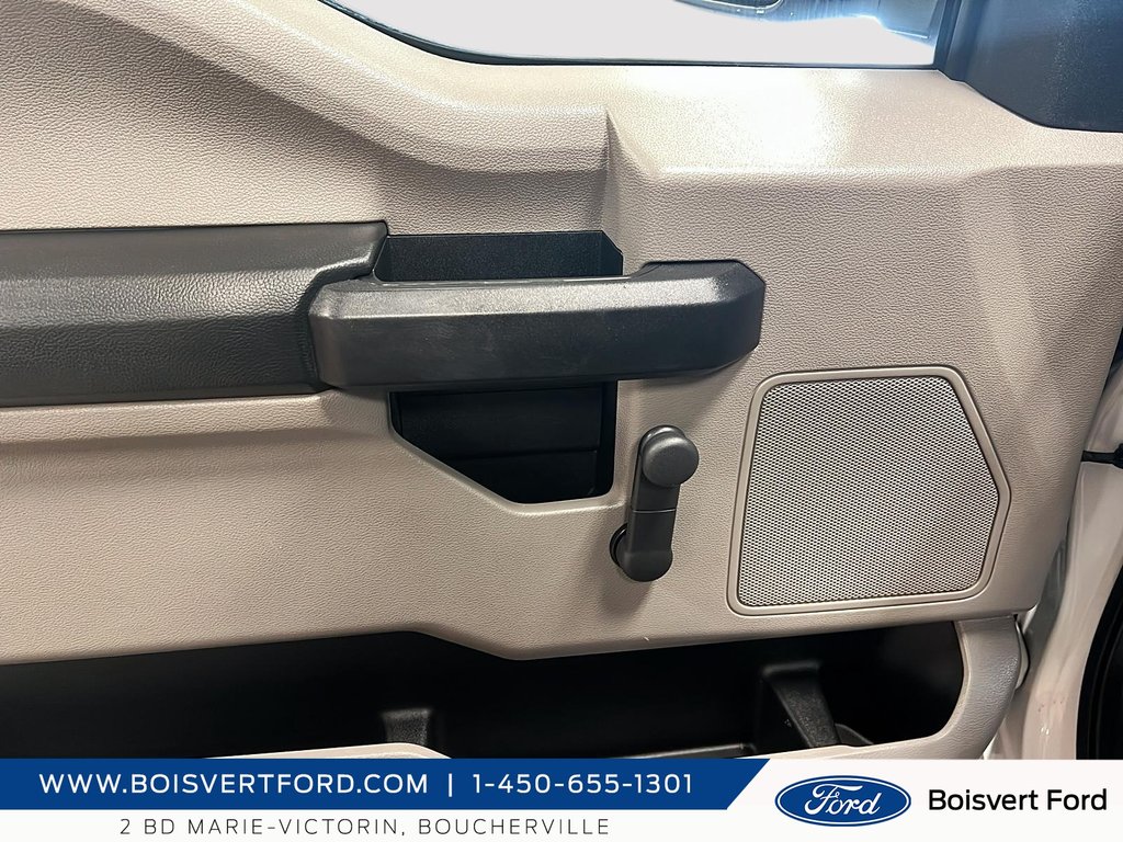 2021 Ford F-350 XL cabine double 2RM 168 po DCE de 60 po in Boucherville, Quebec - 10 - w1024h768px