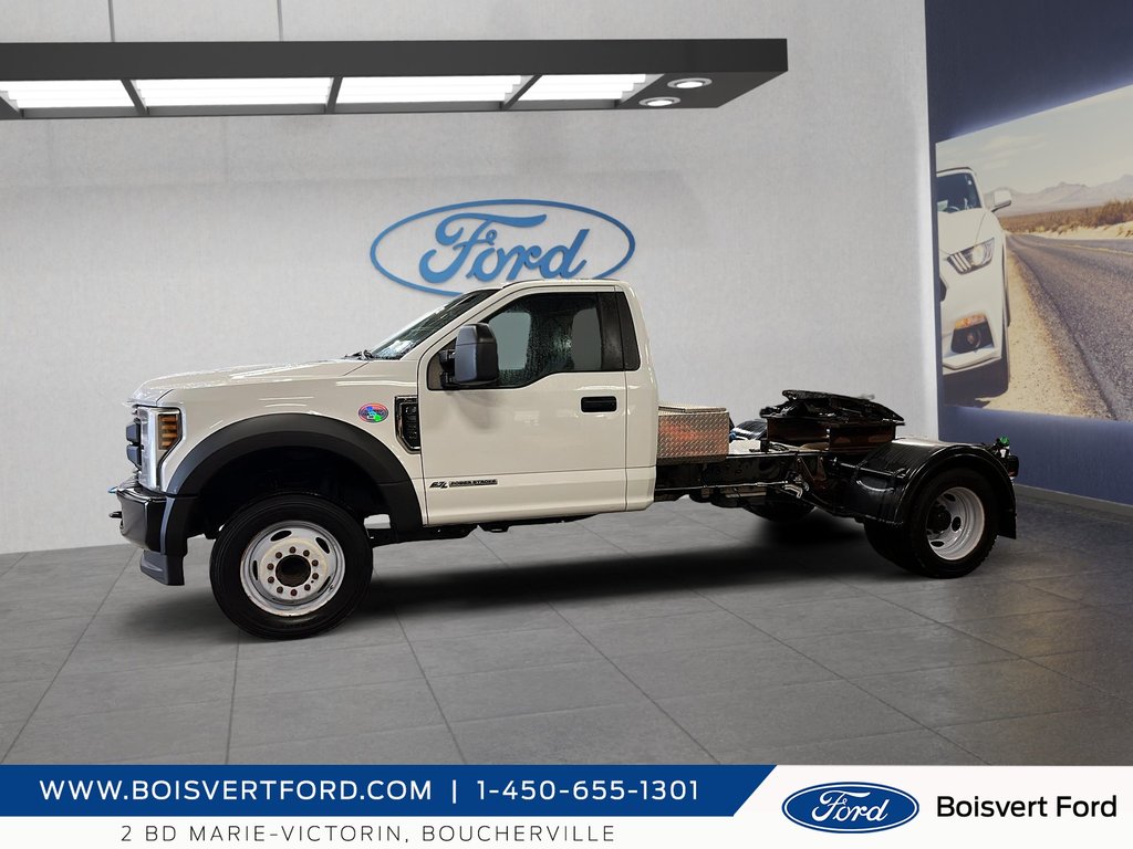 Ford F-550 XL cabine simple 2RM 169 po DCE de 84 po 2019 à Boucherville, Québec - 5 - w1024h768px