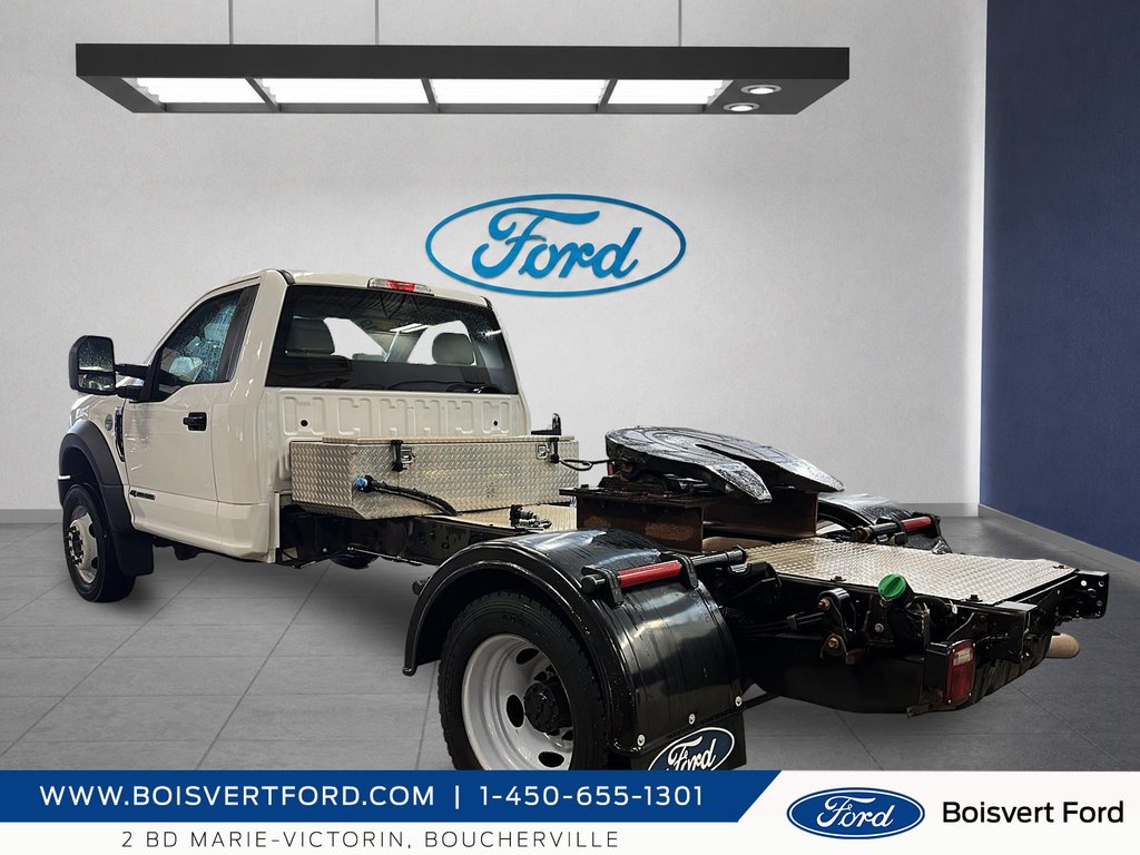 Ford F-550 XL cabine simple 2RM 169 po DCE de 84 po 2019 à Boucherville, Québec - 4 - w1024h768px