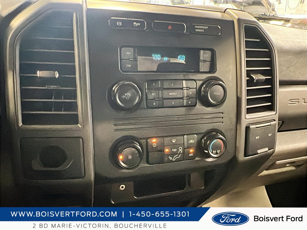 Ford F-550 XL cabine simple 2RM 169 po DCE de 84 po 2019 à Boucherville, Québec - 13 - w1024h768px