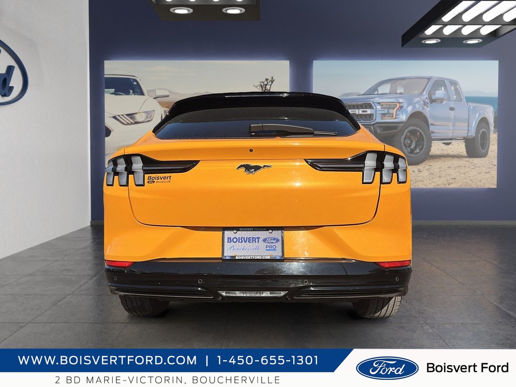 2022 Ford Mustang Mach-E Premium in Boucherville, Quebec - 3 - w1024h768px