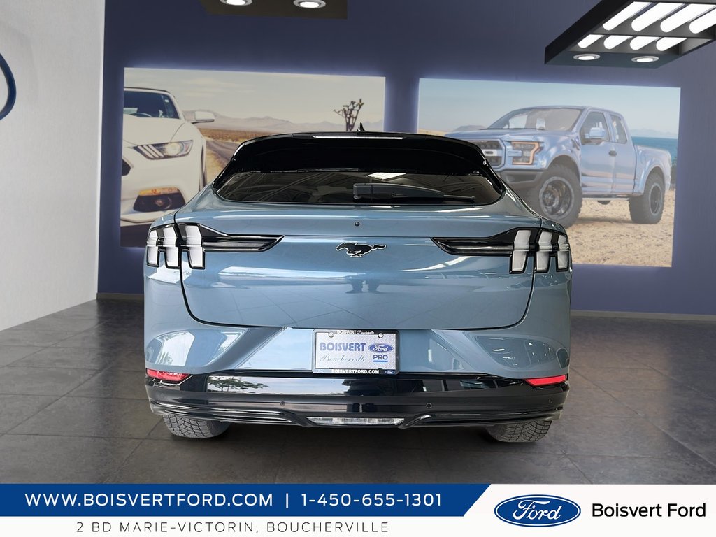 Ford Mustang Mach-E Premium 2023 à Boucherville, Québec - 3 - w1024h768px