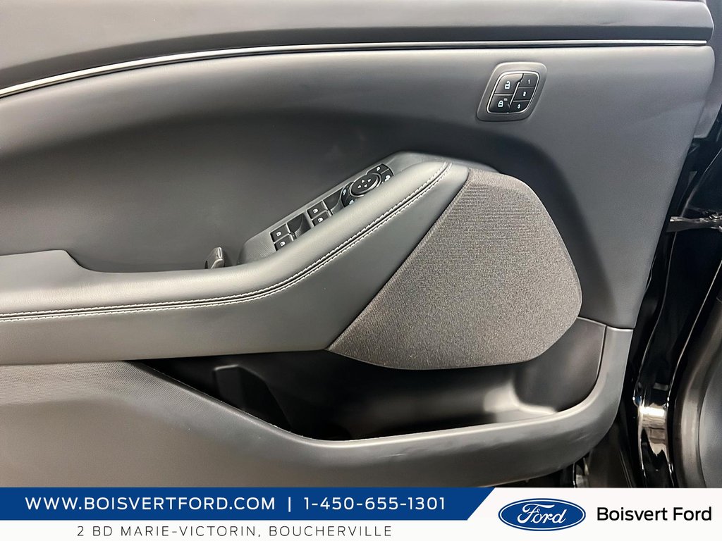 2024 Ford Mustang Mach-E Select in Boucherville, Quebec - 10 - w1024h768px