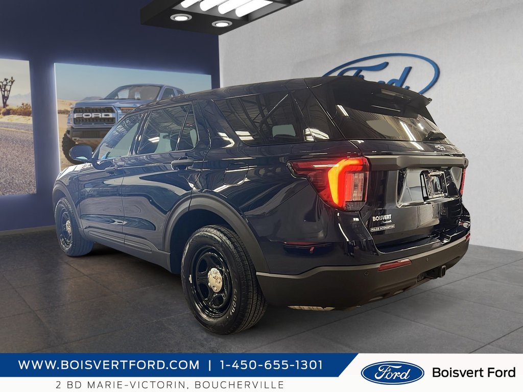 Ford Police Interceptor Utility Explorer 2025 à Boucherville, Québec - 4 - w1024h768px