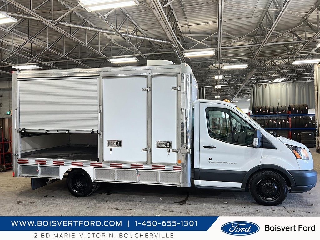 2016 Ford Transit Chassis Cab 350 drw cube réfrigérée in Boucherville, Quebec - 5 - w1024h768px