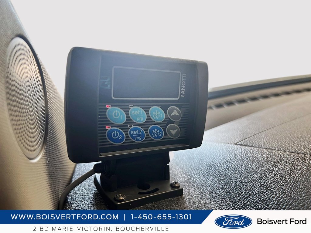 2016 Ford Transit Chassis Cab 350 drw cube réfrigérée in Boucherville, Quebec - 21 - w1024h768px