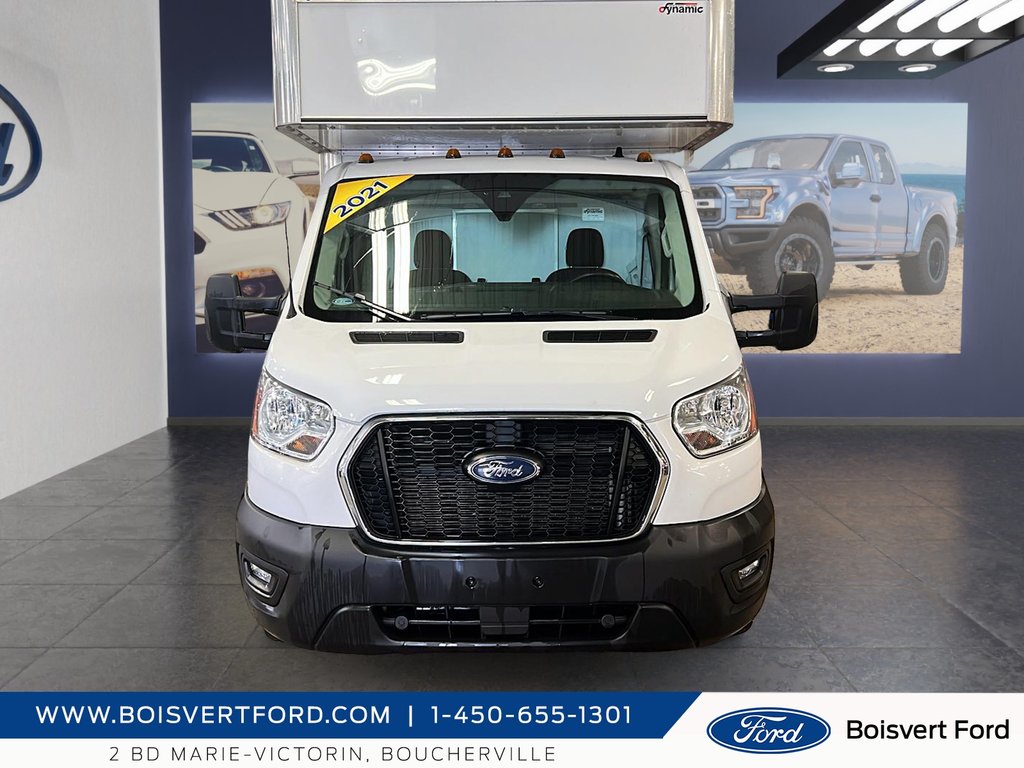 2021 Ford TRANSIT CUTAWAY 350 cube 12 pieds deck in Boucherville, Quebec - 2 - w1024h768px