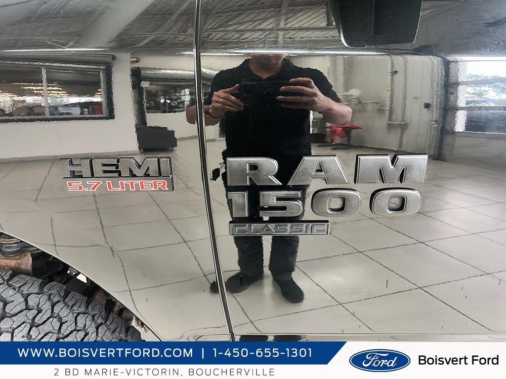 2021 Ram 1500 Classic Express in Boucherville, Quebec - 5 - w1024h768px