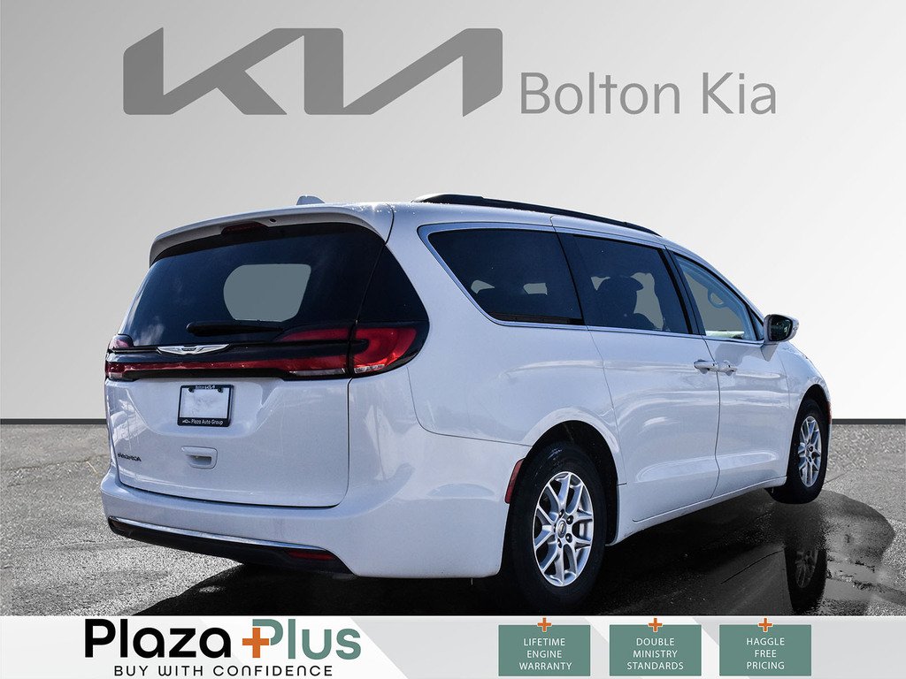 2022 Chrysler Pacifica Touring L-3