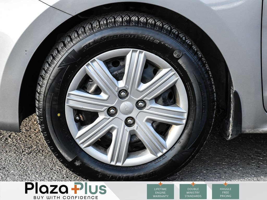 2023 Kia Rio 5-door LX+-4