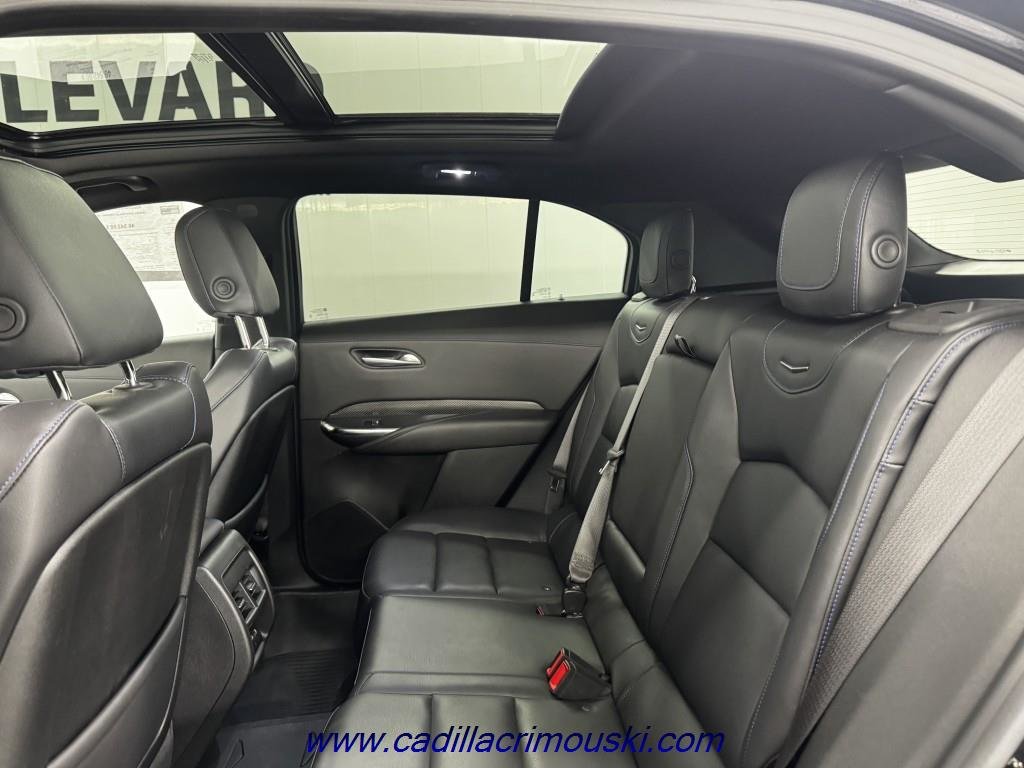 Cadillac XT4 AWD SPORT TOIT OUVRANT 2024 à Rimouski, Québec - 6 - w1024h768px