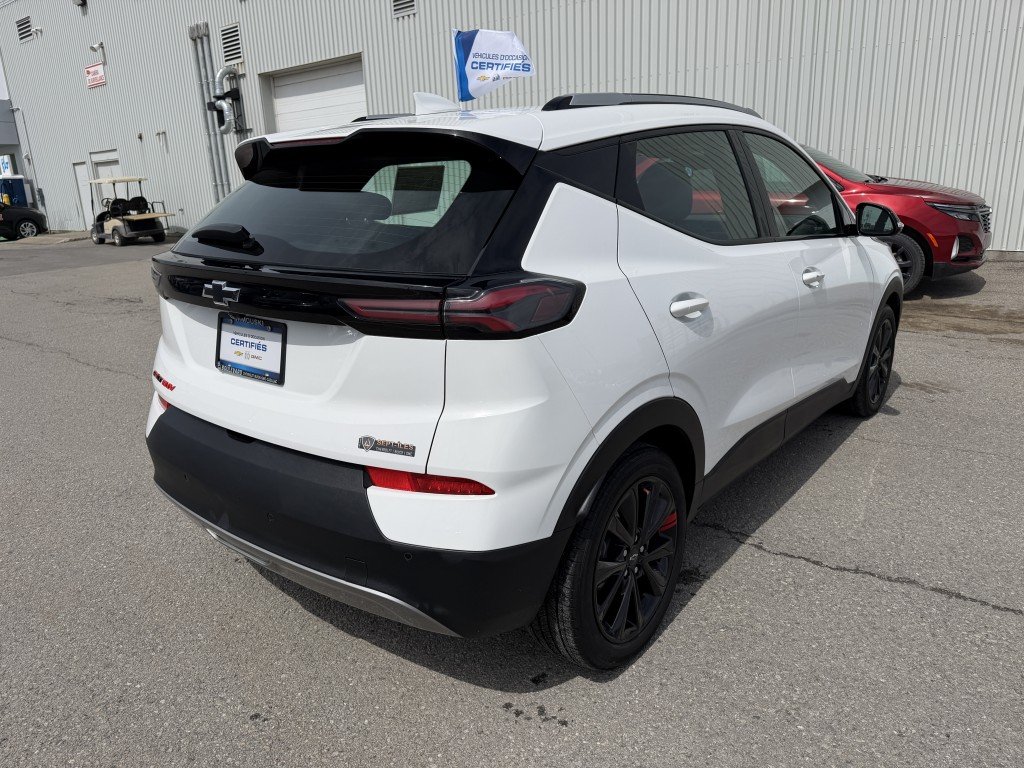 Chevrolet BOLT EUV LT REDLINE 2023 à Rimouski, Québec - 3 - w1024h768px