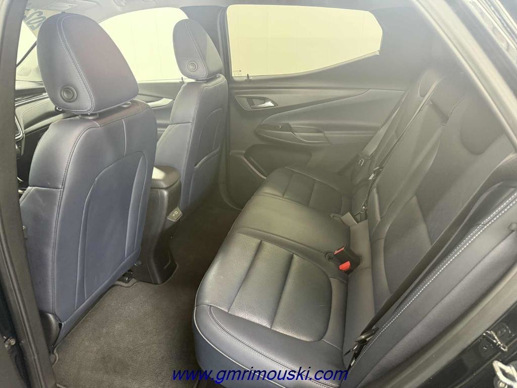 Chevrolet Bolt  2023 à Rimouski, Québec - 3 - w1024h768px