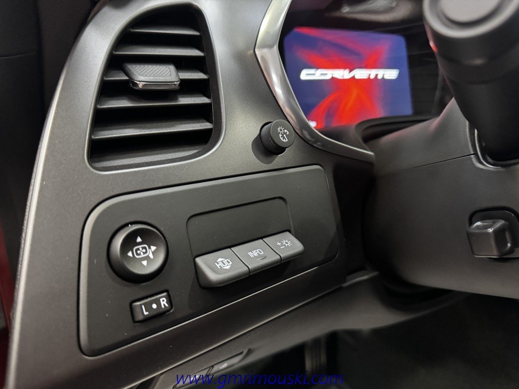 Chevrolet CORVETTE STINGRAY Z51 2LT 2018 à Rimouski, Québec - 6 - w1024h768px