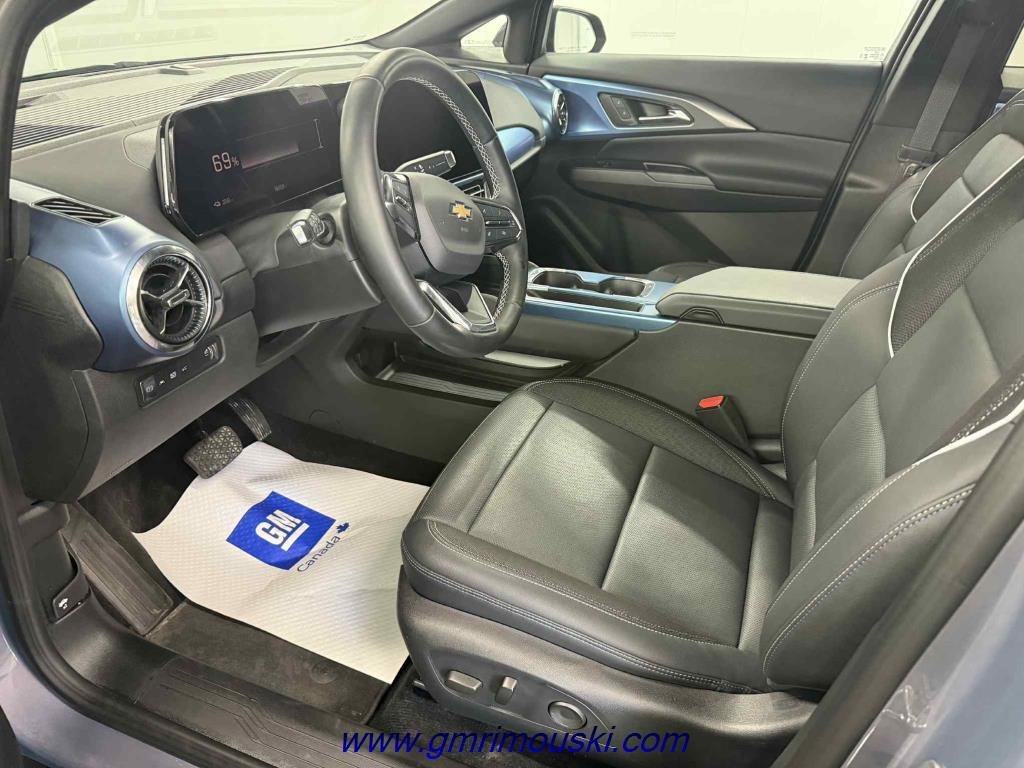 Chevrolet Equinox EV  2024 à Rimouski, Québec - 3 - w1024h768px