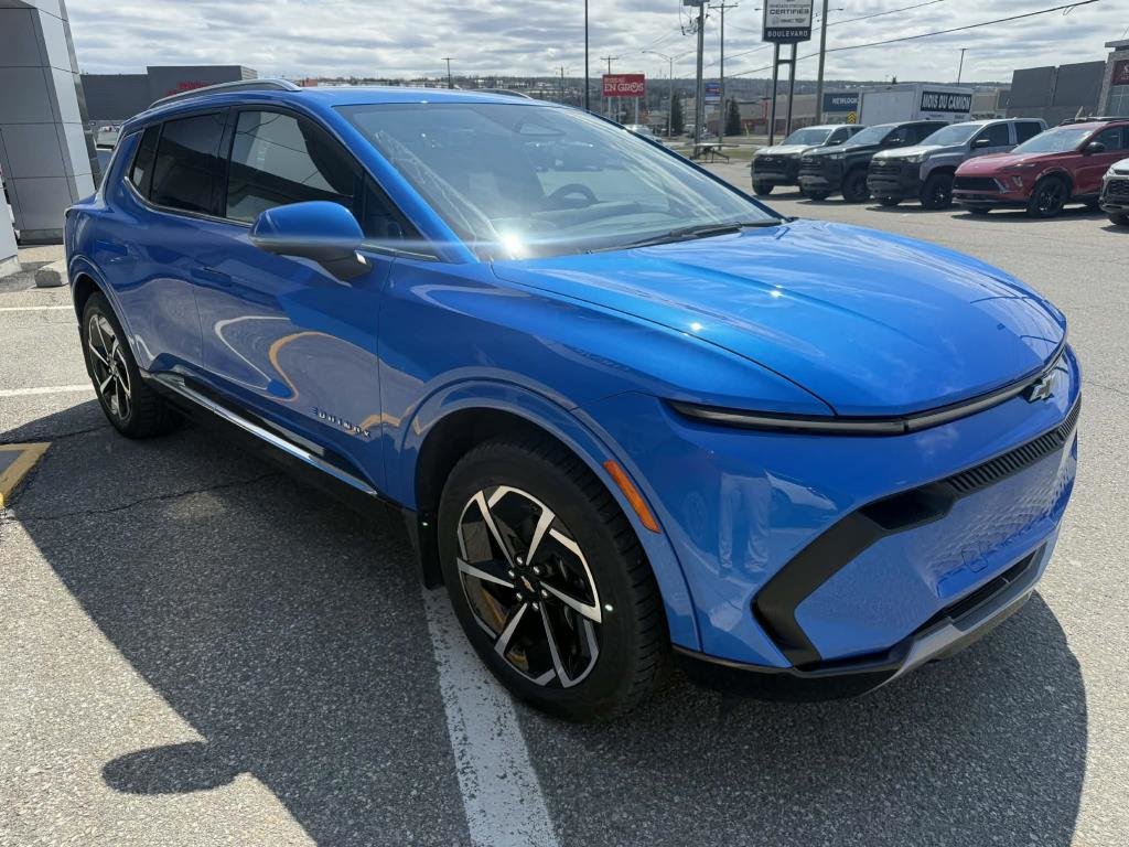 2025 Chevrolet Equinox EV AWD LT (PNEUS HIVER INCLUS) in Rimouski, Quebec - 3 - w1024h768px