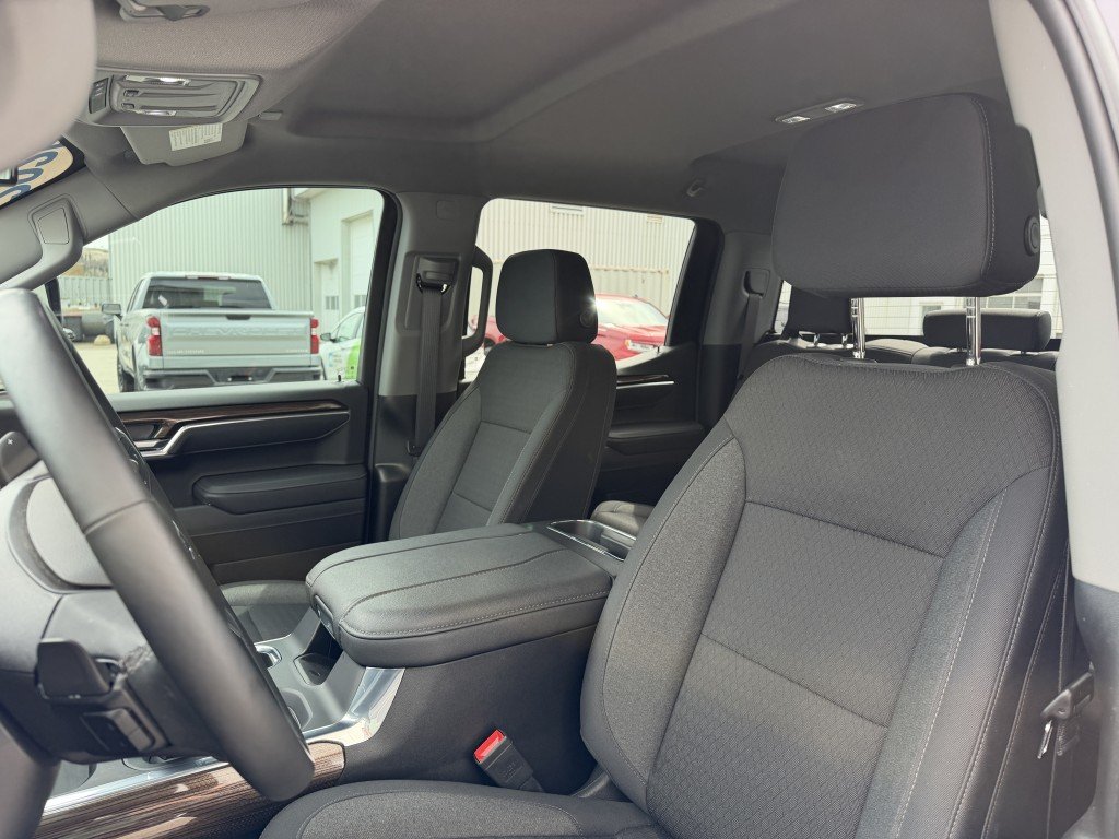 Chevrolet Silverado 1500 RST 3.0L | 13 000LBS TOWING PACK 2025 à Rimouski, Québec - 9 - w1024h768px