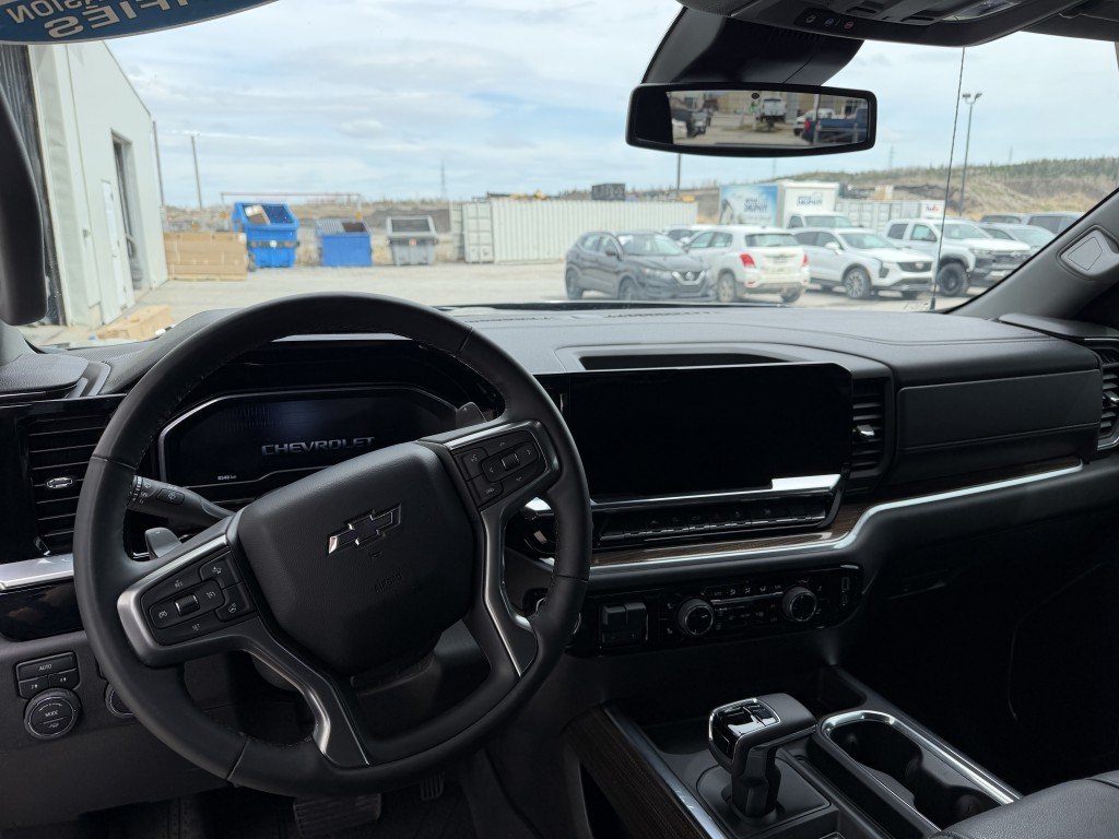 Chevrolet Silverado 1500 RST 3.0L | 13 000LBS TOWING PACK 2025 à Rimouski, Québec - 8 - w1024h768px