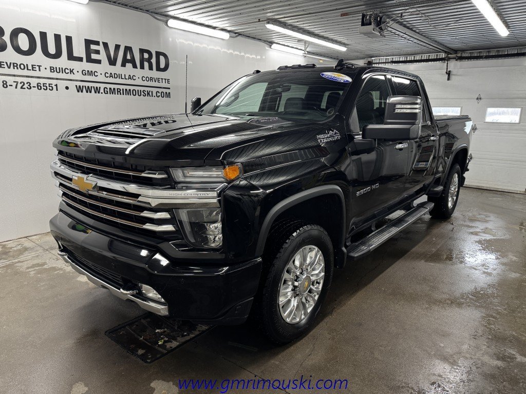 Chevrolet SILVERADO 2500H DURAMAX HIGH COUNTRY 2022 à Rimouski, Québec - 3 - w1024h768px