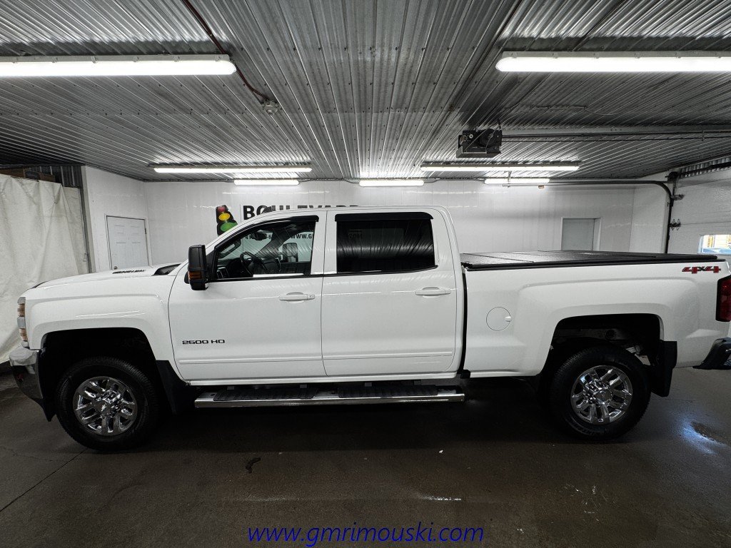 Chevrolet SILVERADO  2016 à Rimouski, Québec - 3 - w1024h768px