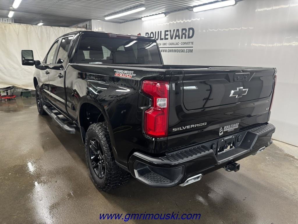 Chevrolet Silverado  2024 à Rimouski, Québec - 3 - w1024h768px