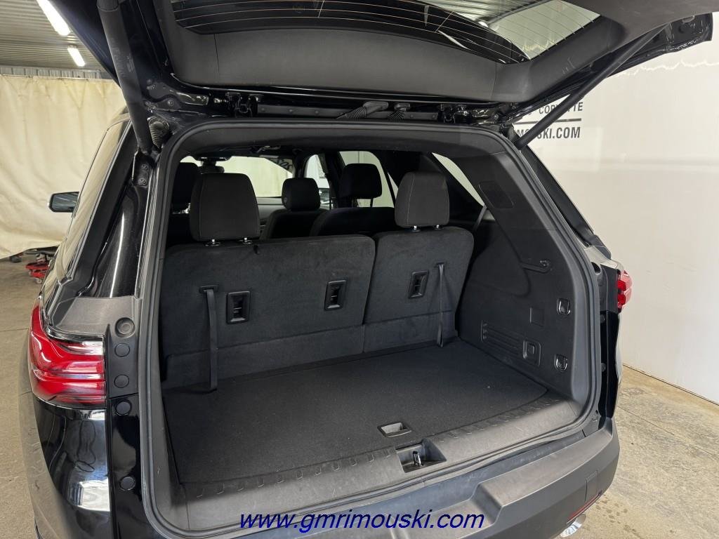 Chevrolet Traverse  2023 à Rimouski, Québec - 4 - w1024h768px
