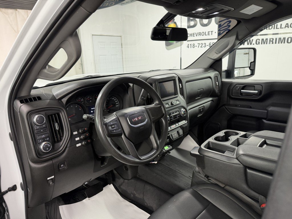 2021 GMC SIERRA 3500HD DOUBLE ROUES in Rimouski, Quebec - 7 - w1024h768px