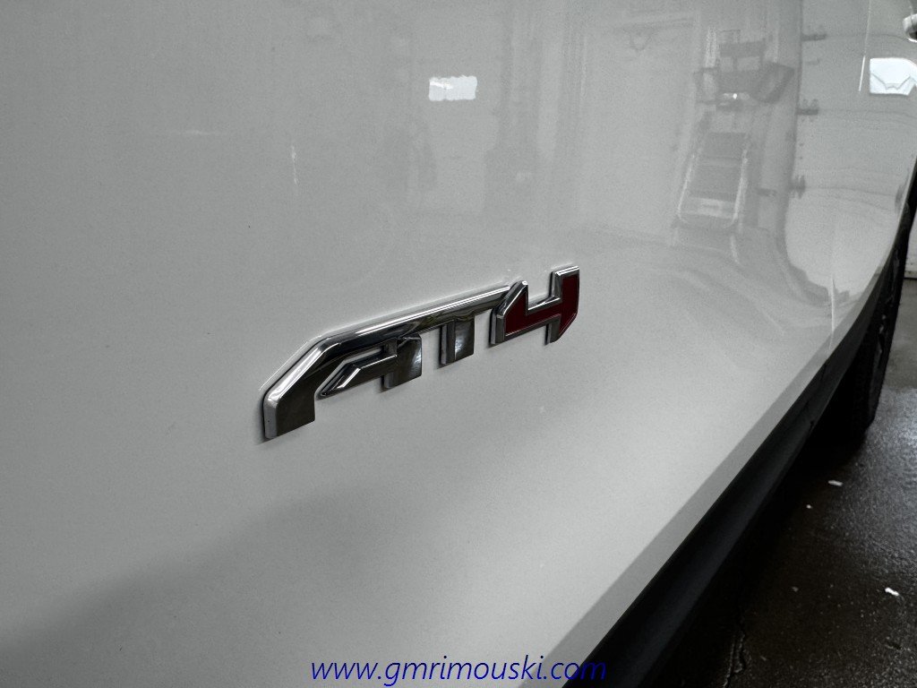 GMC Terrain  2022 à Rimouski, Québec - 2 - w1024h768px