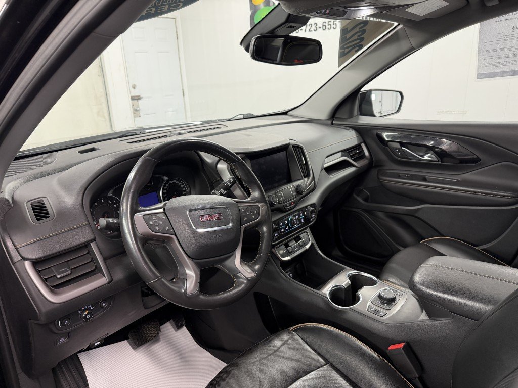 GMC Terrain AWD AT4 PNEUS HIVER INCLUS 2022 à Rimouski, Québec - 5 - w1024h768px