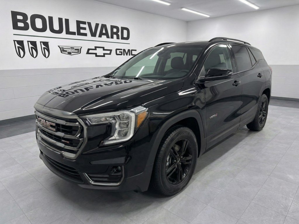 GMC Terrain AWD AT4 PNEUS HIVER INCLUS 2022 à Rimouski, Québec - 1 - w1024h768px