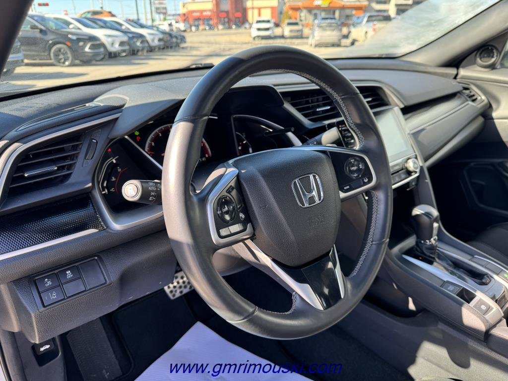 2020 Honda Civic in Rimouski, Quebec - 6 - w1024h768px
