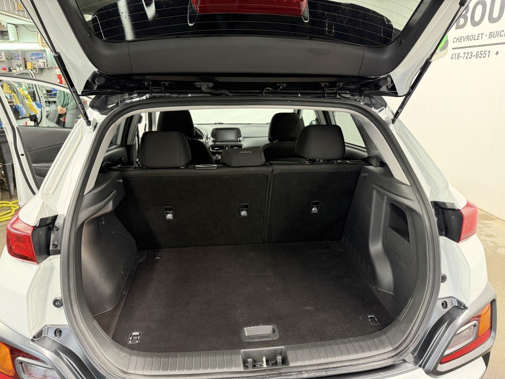 2021 Hyundai KONA URBAN EDITION MAGS ÉTÉ + HIVER NOIR in Rimouski, Quebec - 5 - w1024h768px