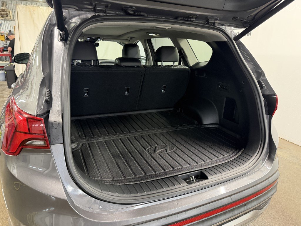 2022 Hyundai Santa Fe Plug-in Hybrid AWD LUXURY in Rimouski, Quebec - 7 - w1024h768px