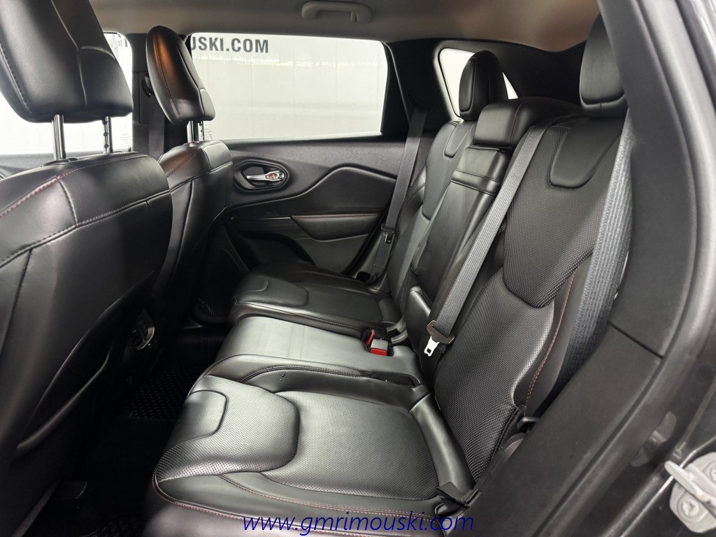 Jeep CHEROKEE  2016 à Rimouski, Québec - 6 - w1024h768px