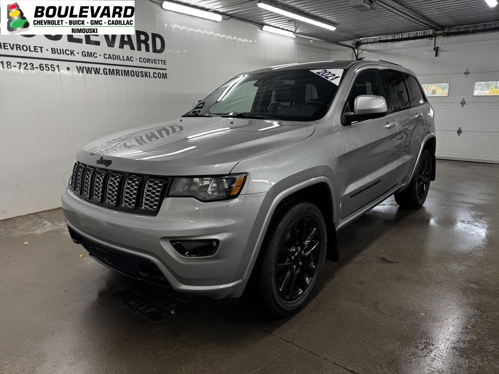 Jeep GRAND CHEROKEE  2021 à Rimouski, Québec - 1 - w1024h768px