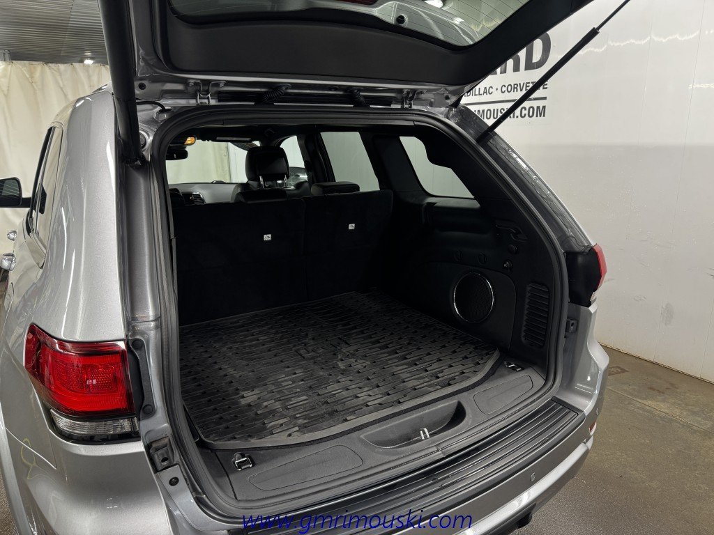 Jeep GRAND CHEROKEE  2021 à Rimouski, Québec - 4 - w1024h768px