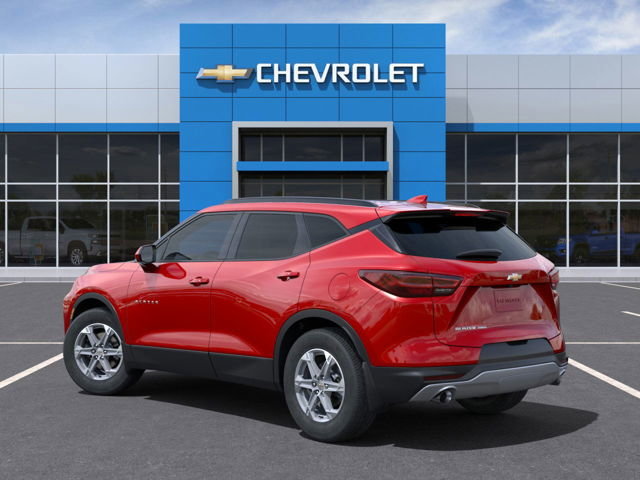 Chevrolet Blazer  2025 à Rimouski, Québec - 3 - w1024h768px