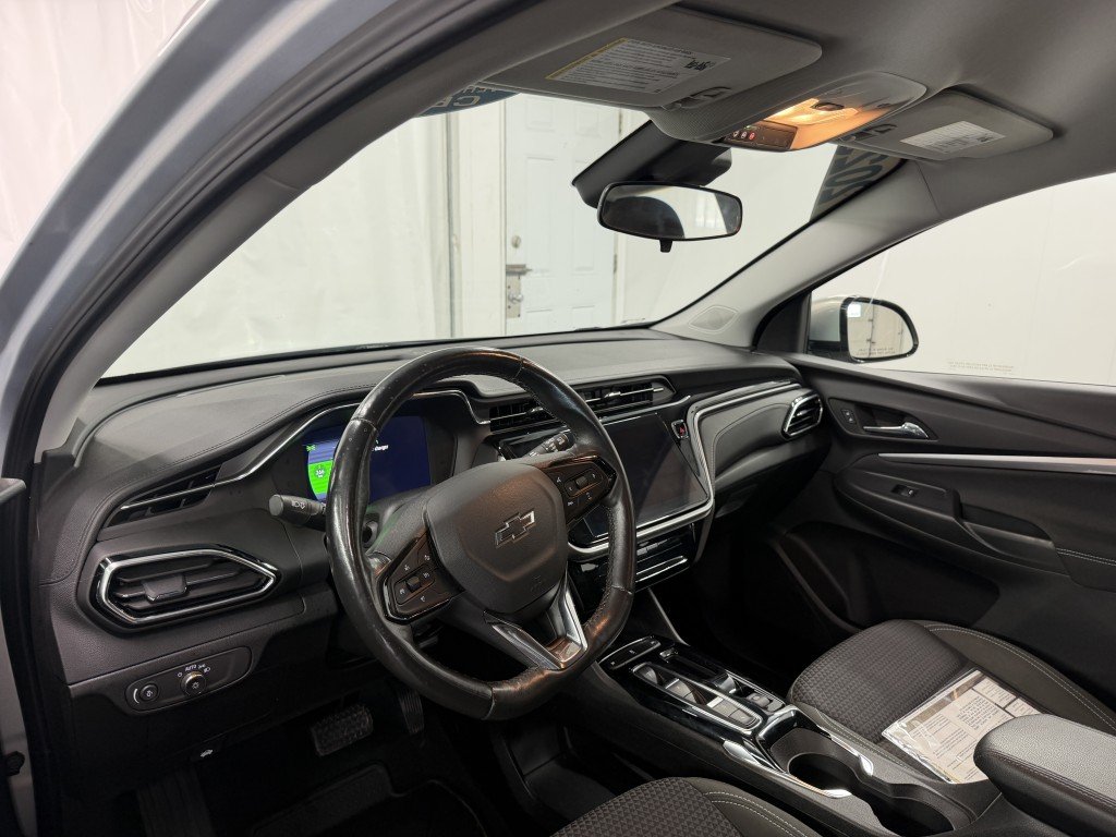 2023 Chevrolet BOLT EUV LT in Rimouski, Quebec - 5 - w1024h768px
